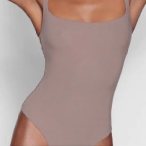 Skims Square Neck Bodysuit